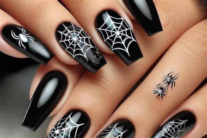 Spider Web Nails: The Ultimate Guide to Creating and Maintaining This Trendy Nail Art